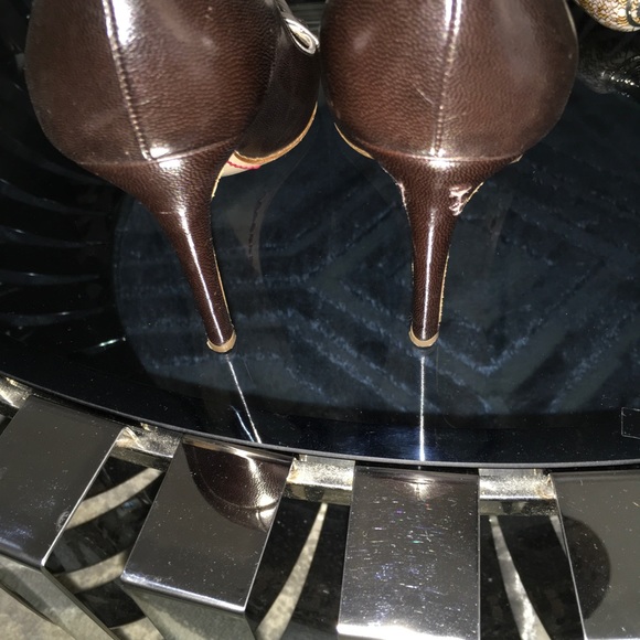 🤎VALENTINO BROWN POINTY PUMPS🤎 - Picture 4 of 7